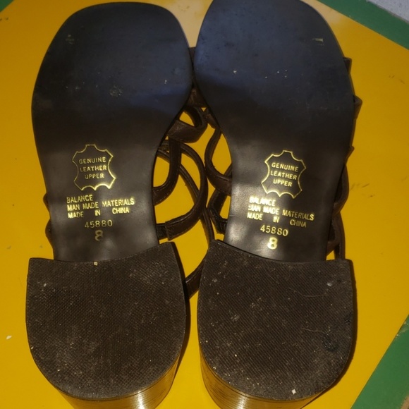 UNLISTED BLACK STRAPPY SHOES SIZE 8 - Picture 2 of 5